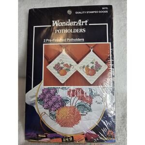 Vintage WonderArt Potholders 7"×7" New In Package